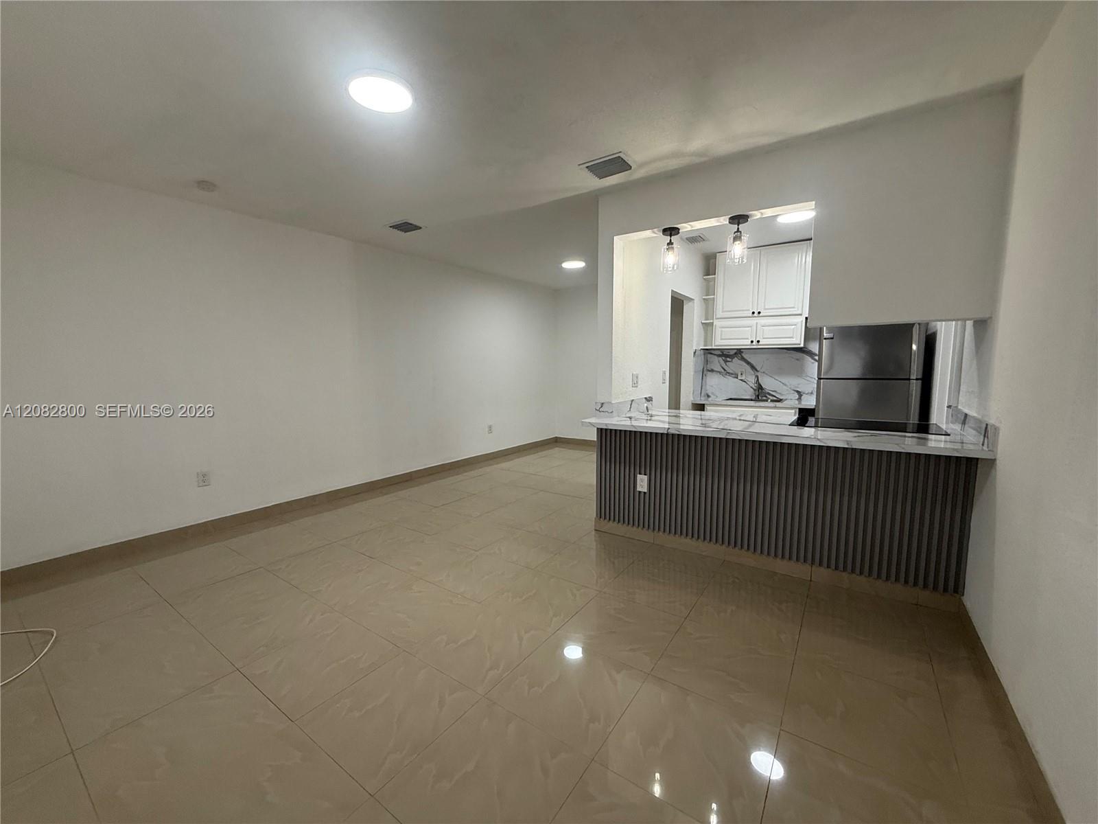 4885 NW 4th St, Miami FL 33126 photo 2