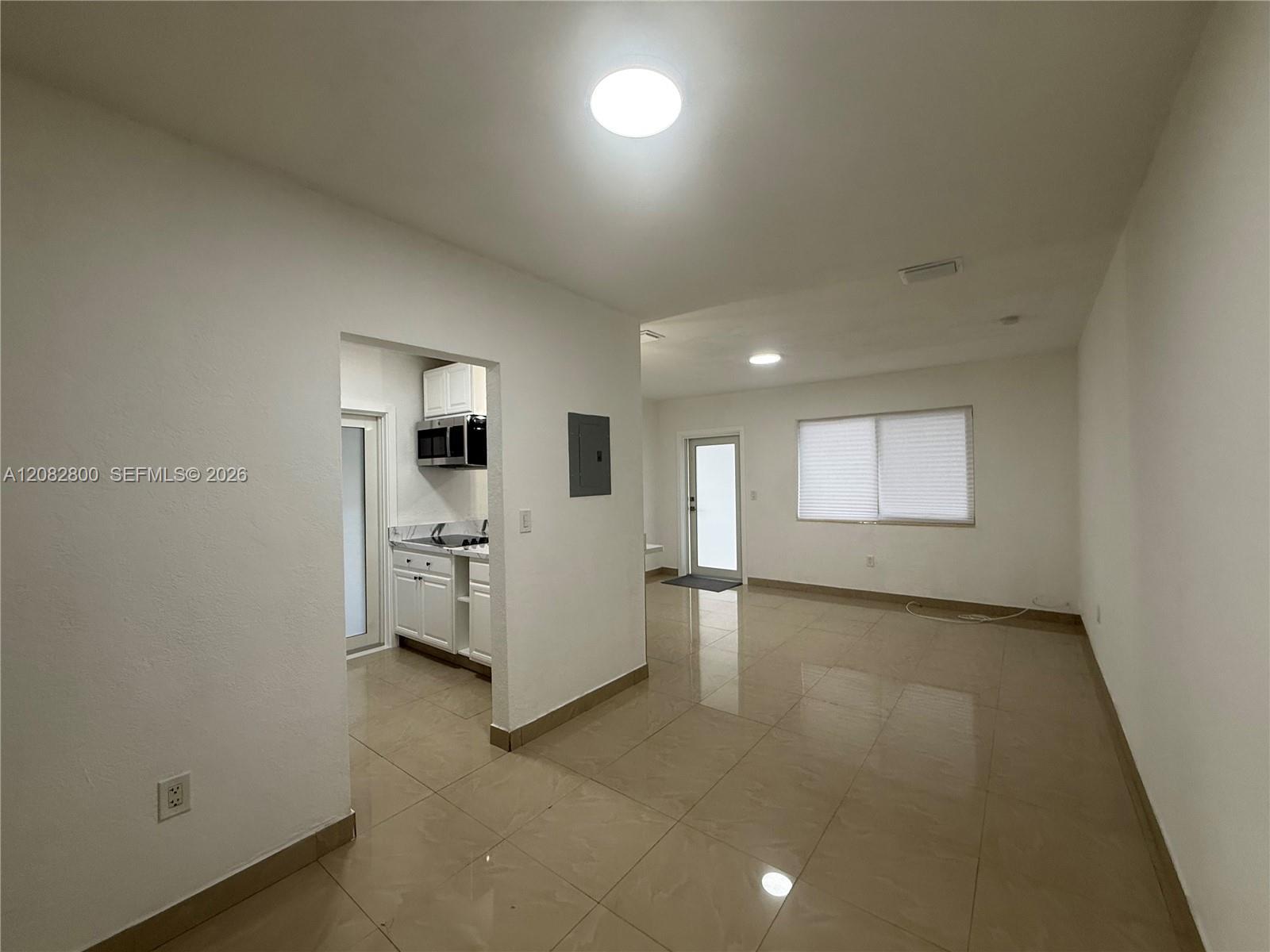 4885 NW 4th St, Miami FL 33126 photo 4