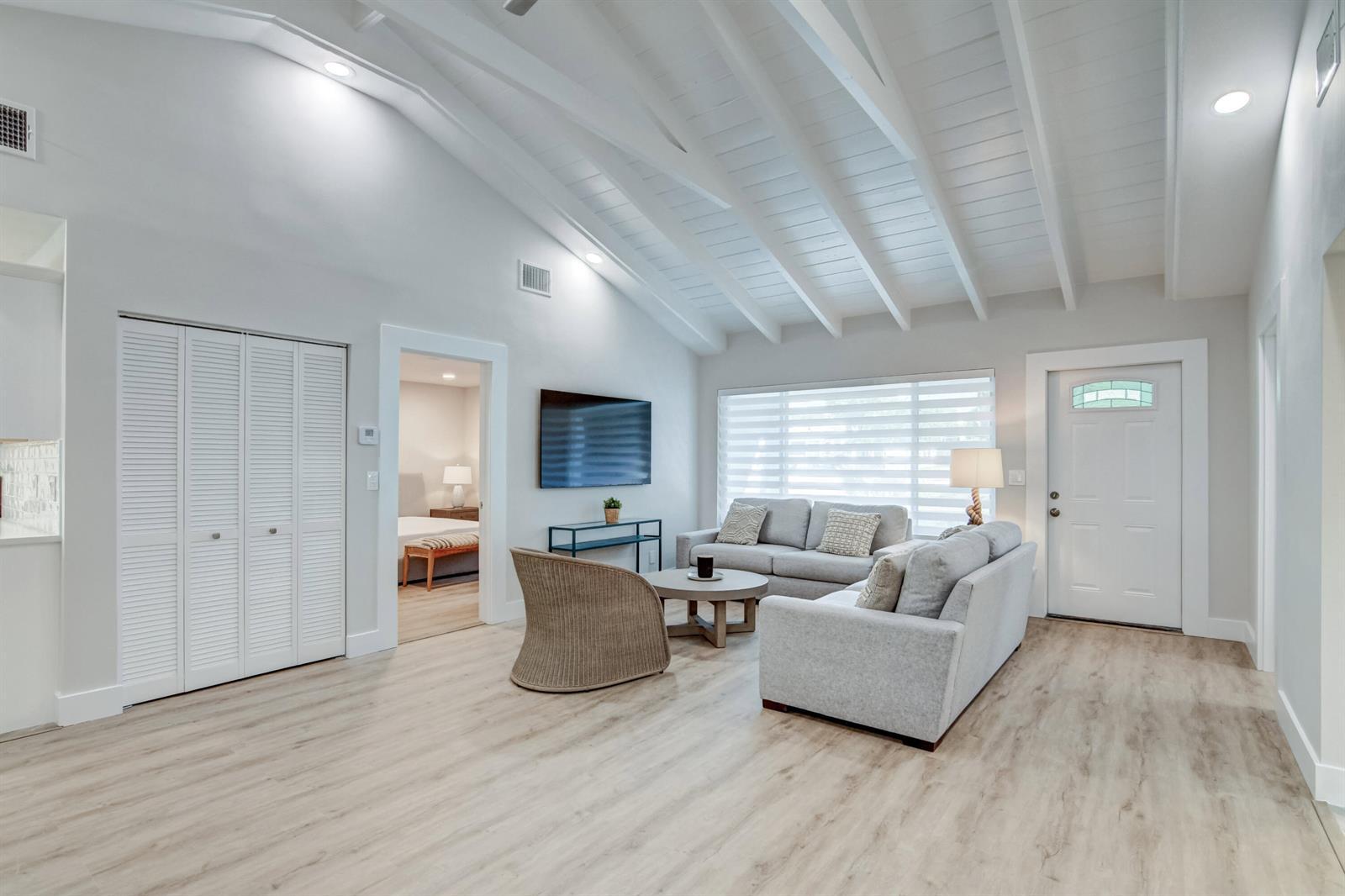 1910 NE 2nd Avenue, Delray Beach FL 33444 photo 5