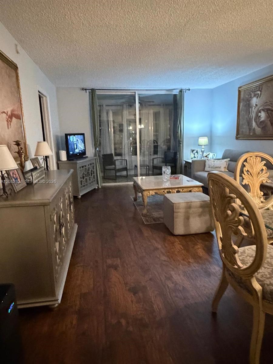 8220 Sunrise Lakes Blvd # 211, Sunrise FL 33322 photo 5