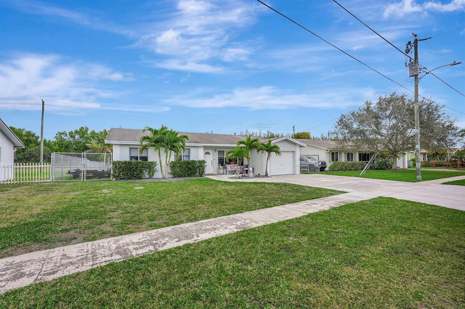 4770 NW 113th Avenue, Sunrise FL 33323 photo 3