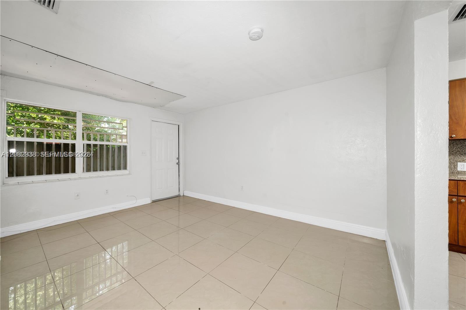 5545 NW 3rd Ave, Miami FL 33127 photo 3