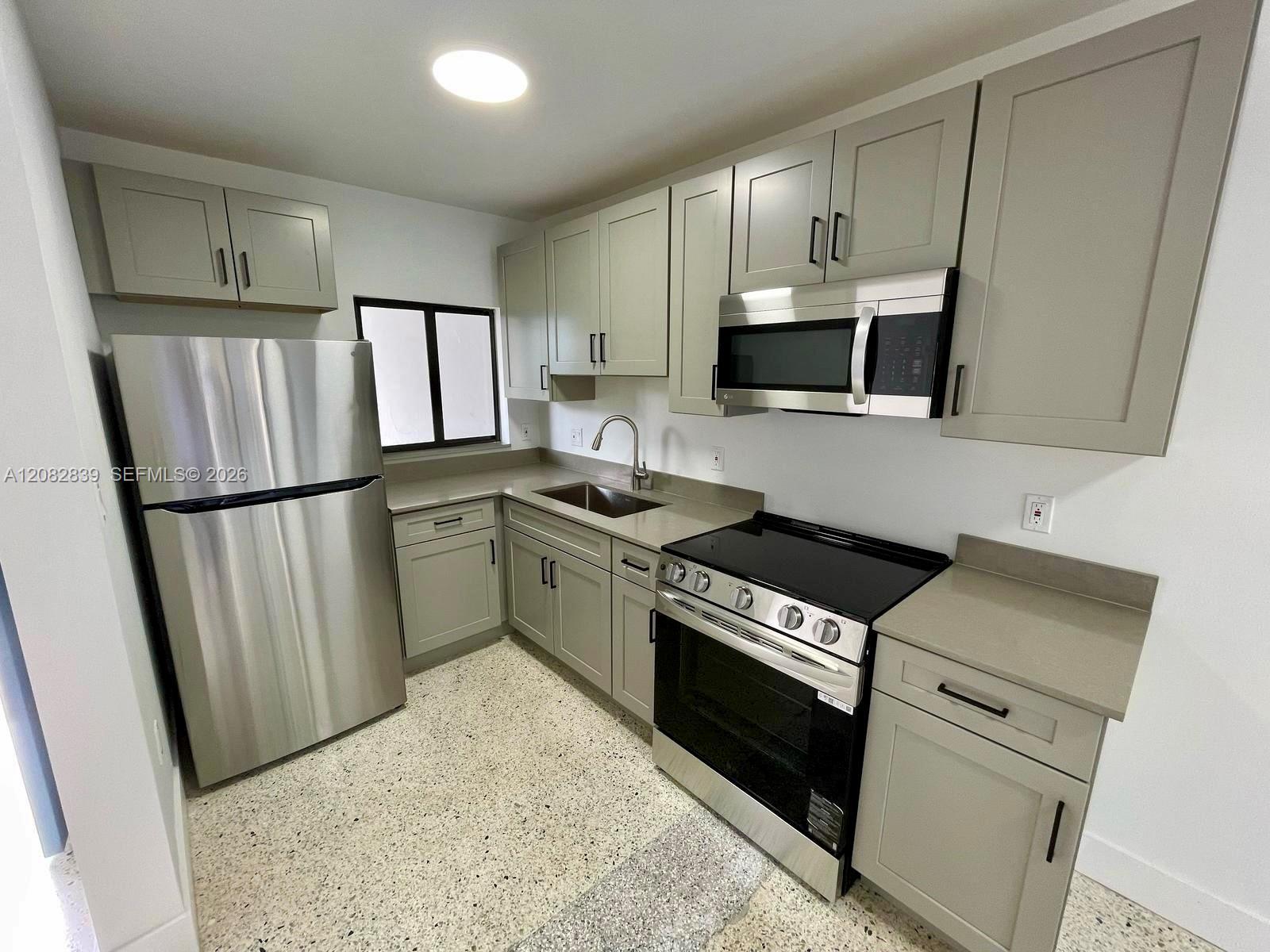 180 NE 57th St # 2, Miami FL 33137 photo 3