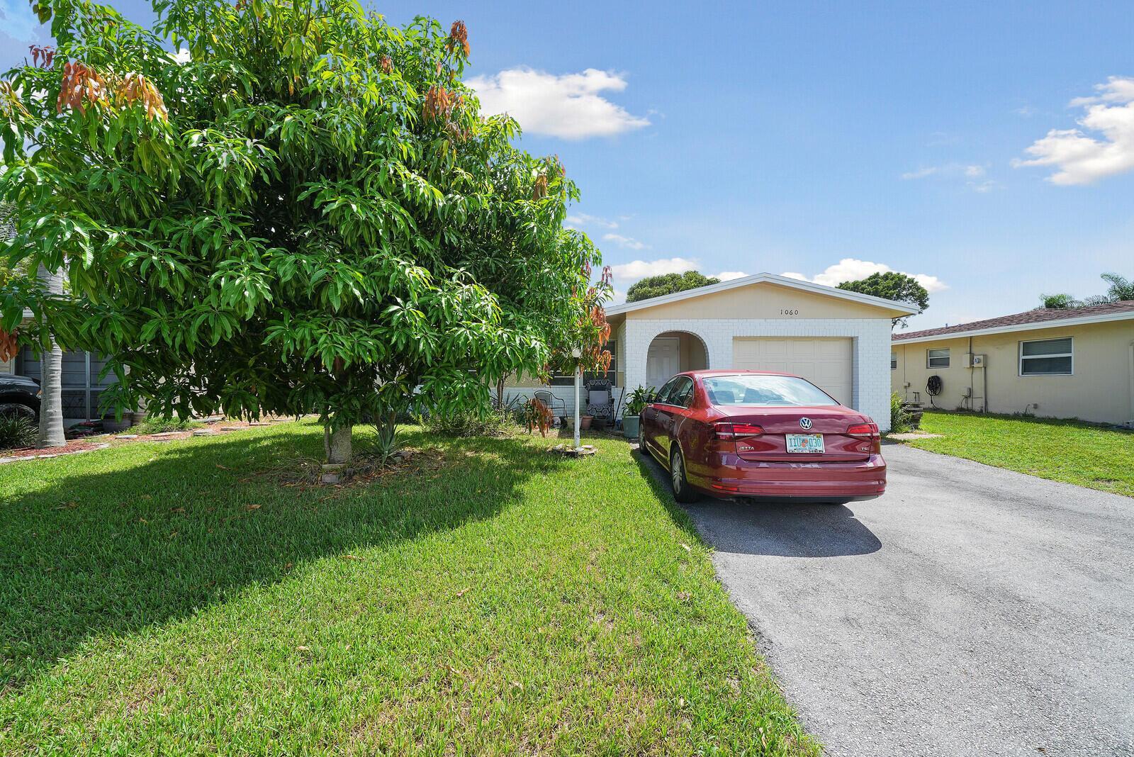 1060 NW 49th Court, Deerfield Beach FL 33064 photo 2