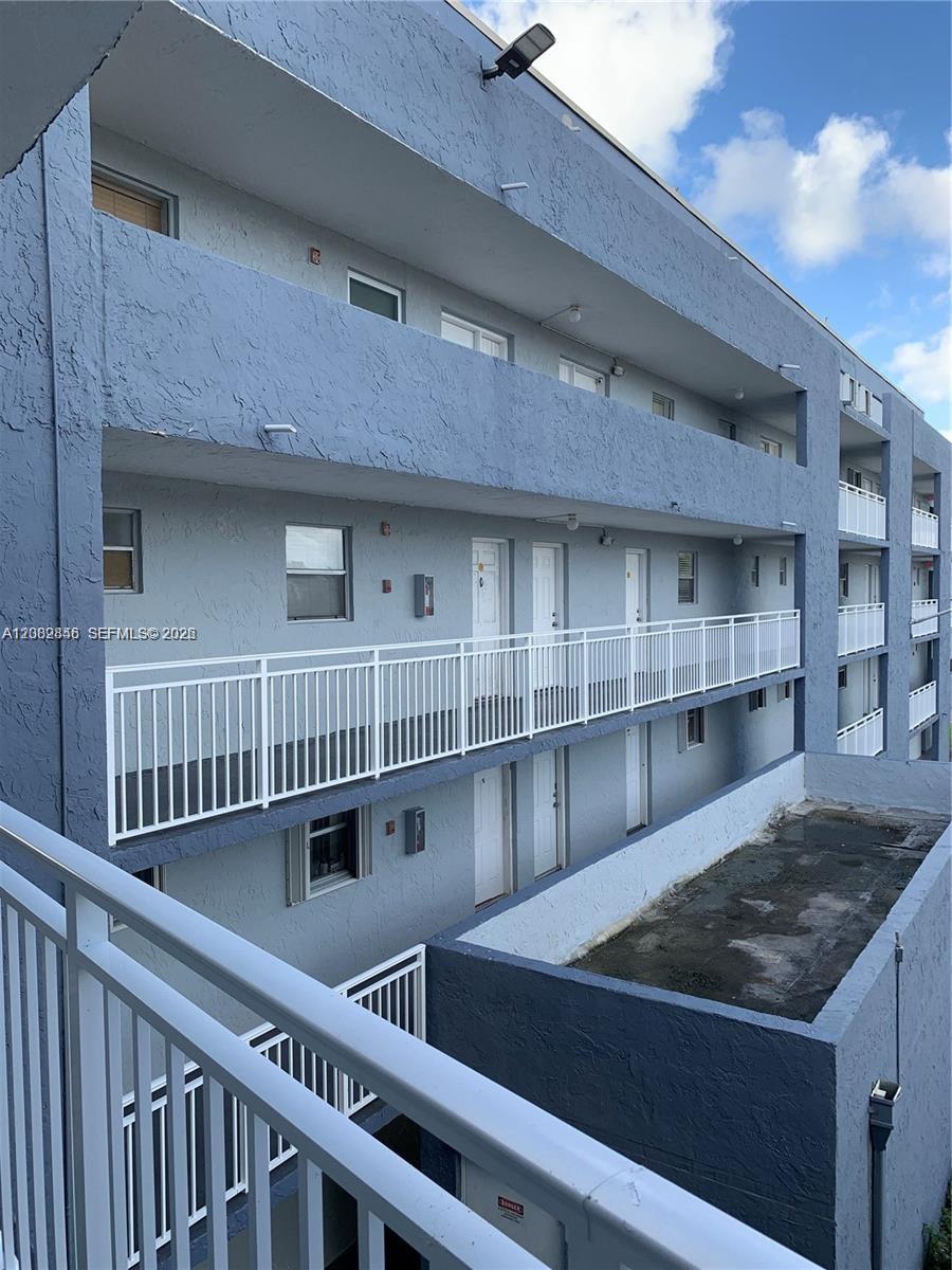 9359 Fontainebleau Blvd # F307, Miami FL 33172 photo 2