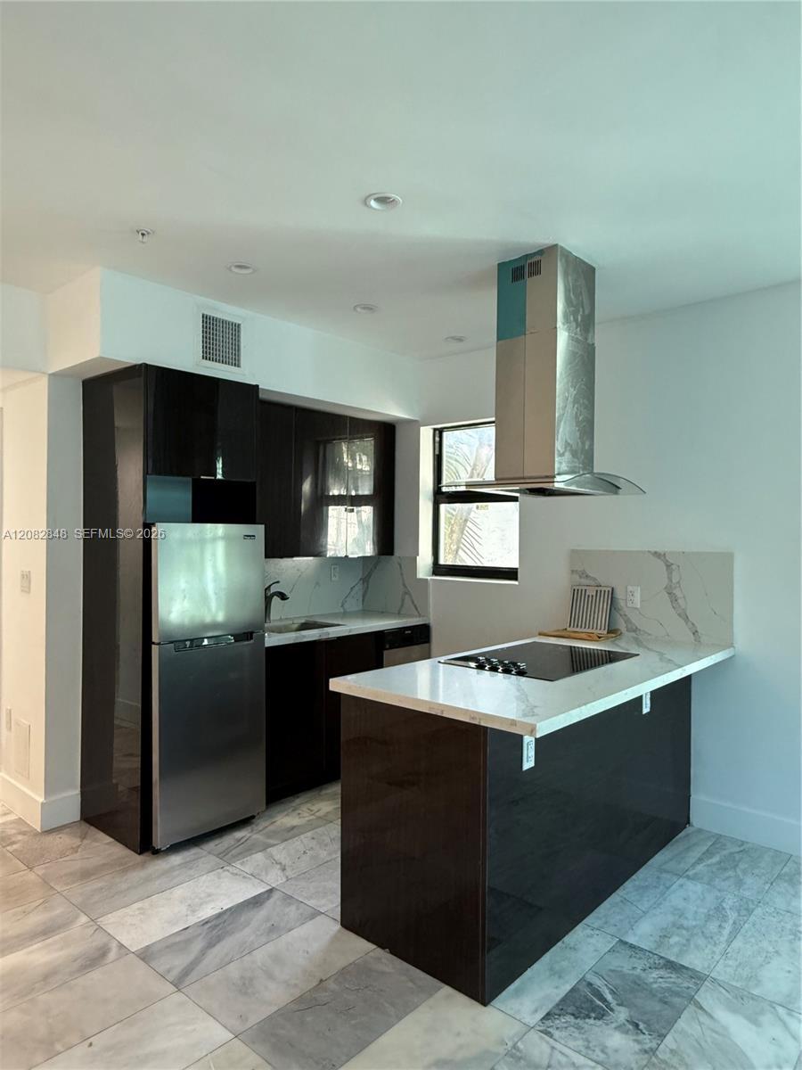 1560 Drexel Ave # 107, Miami Beach FL 33139 photo 2
