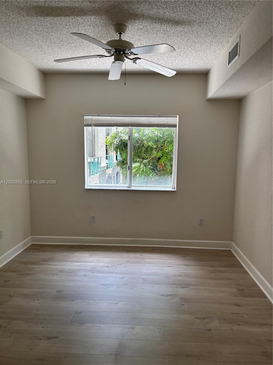 6001 SW 70th St # 324, South Miami FL 33143 photo 5