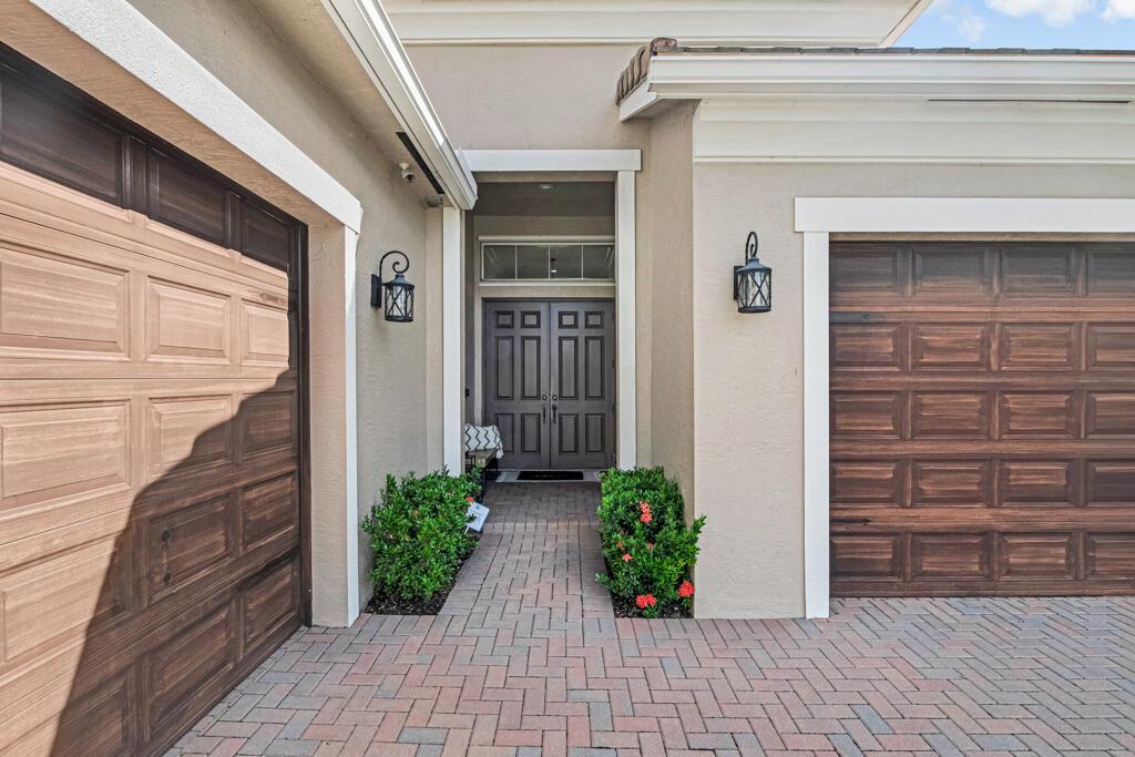 2318 Bellarosa Circle, Royal Palm Beach FL 33411 photo 5