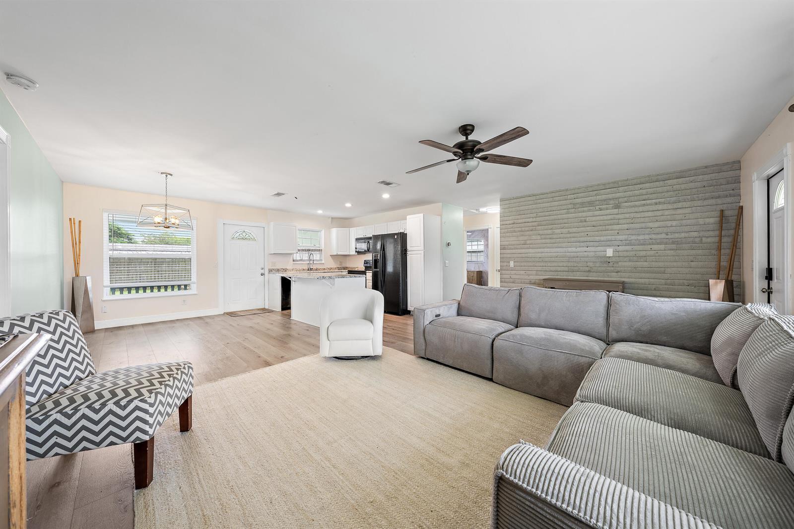 5810 Tucker Road, Jupiter FL 33458 photo 4