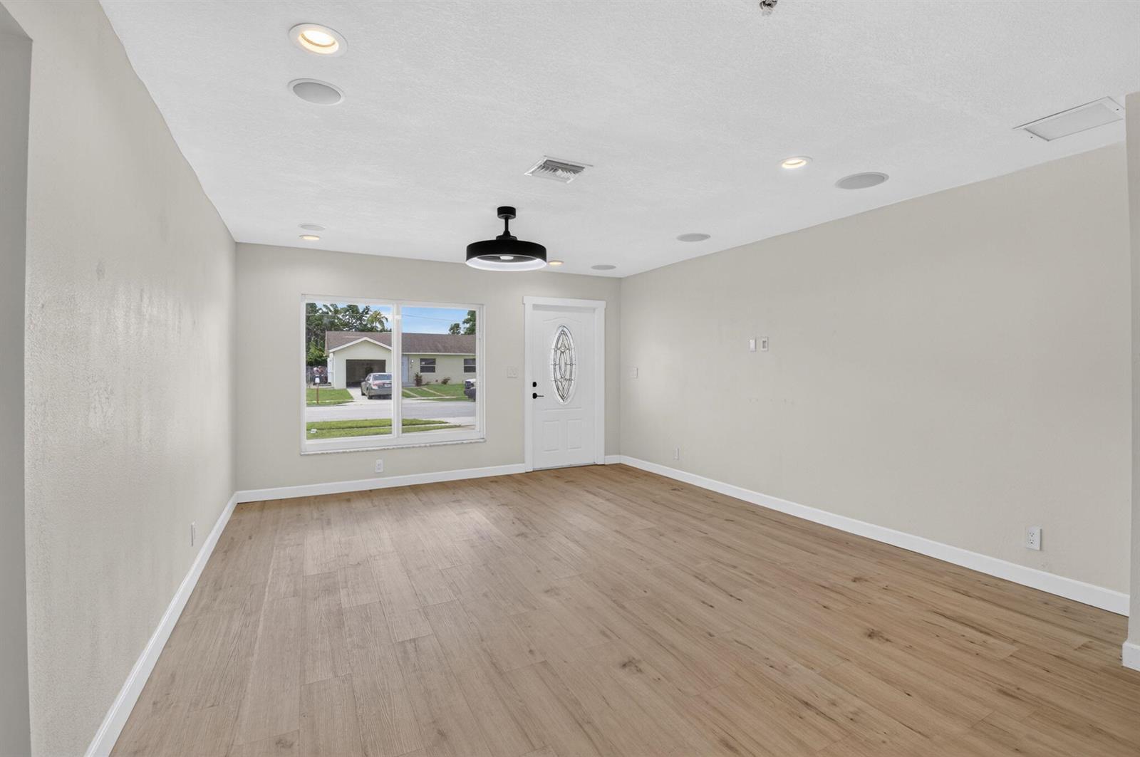 9686 SW 2ND Street, Boca Raton FL 33428 photo 4