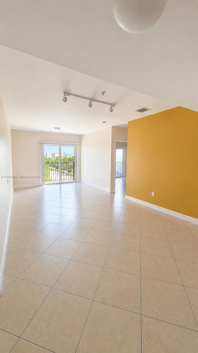 2280 SW 32nd Ave # 508, Miami FL 33145 photo 4