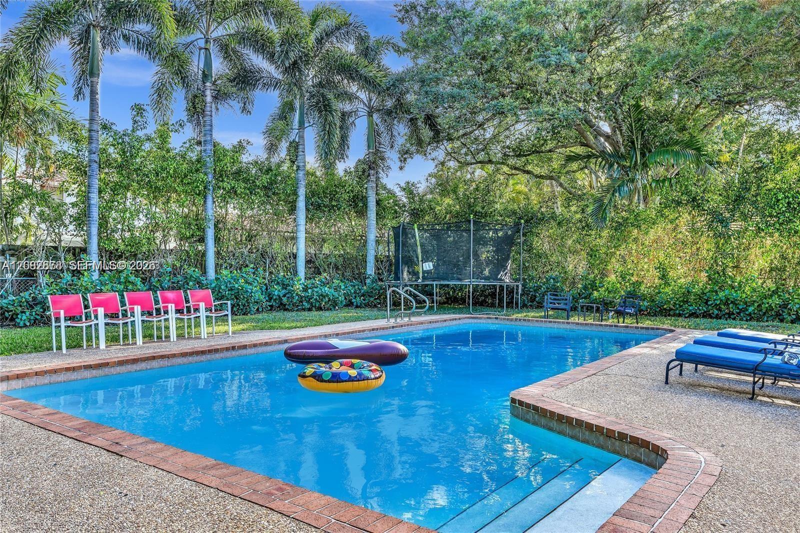 3370 N 36th Pl, Hollywood FL 33021 photo 2