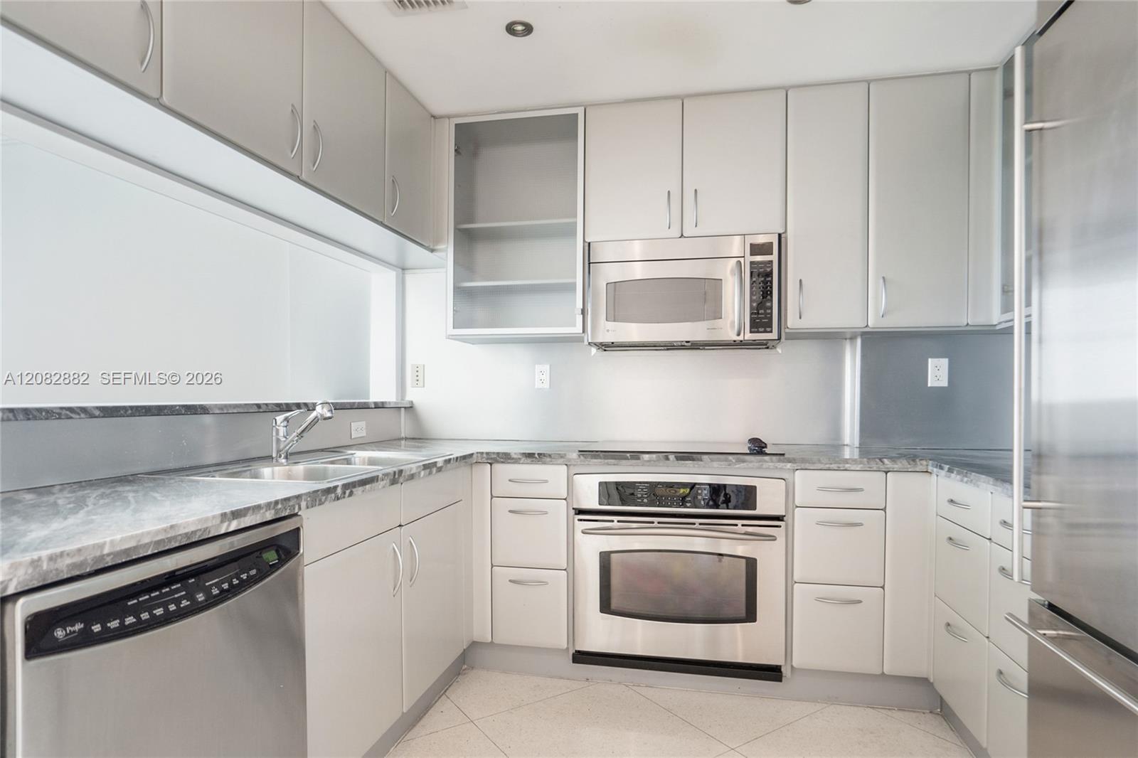 540 West Ave # 1112, Miami Beach FL 33139 photo 5
