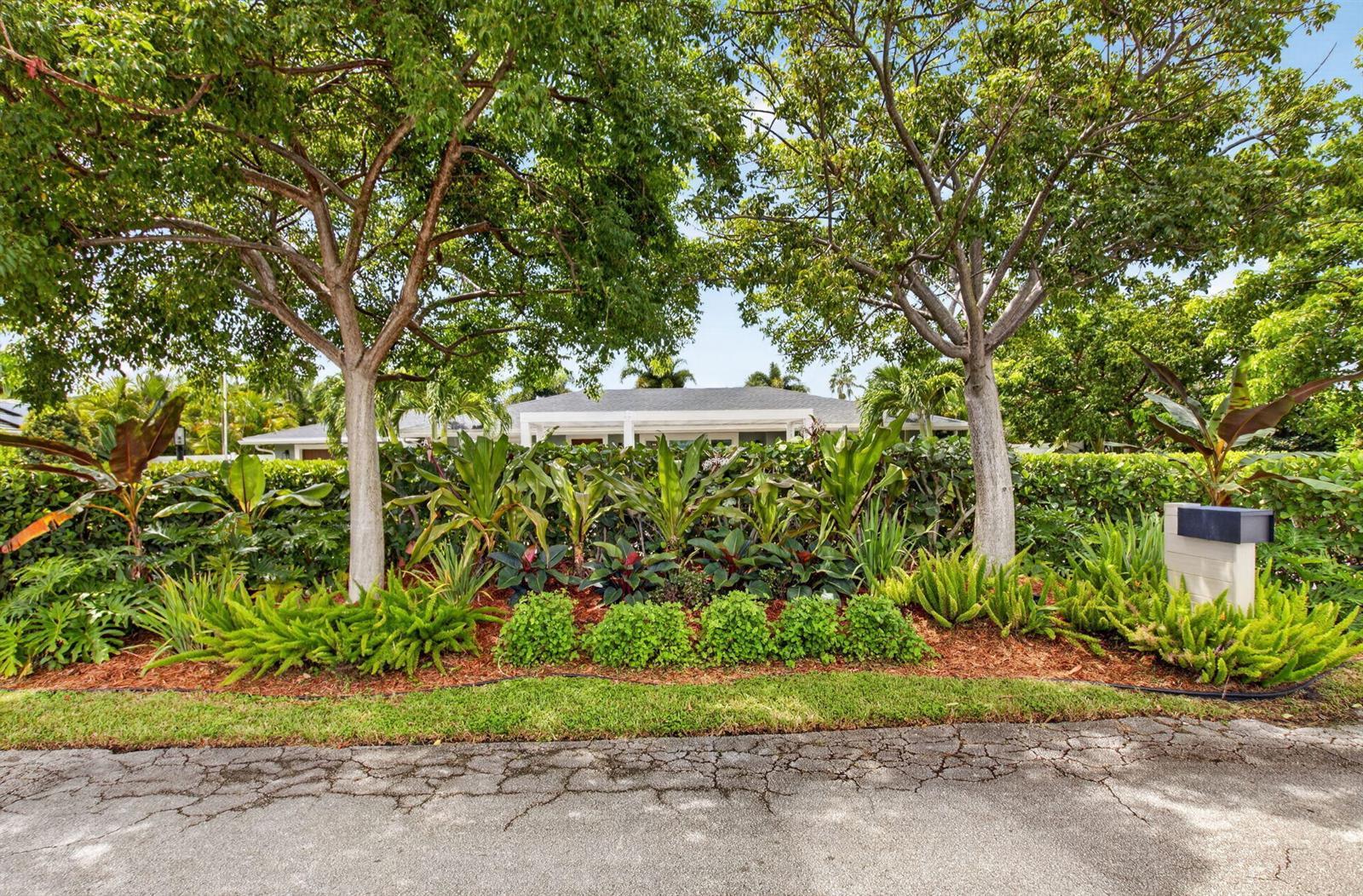 916 SW 36TH Court, Boynton Beach FL 33435 photo 5