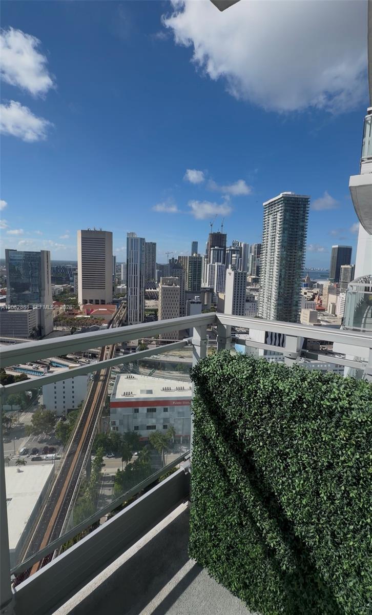 90 SW 3rd St # 3408, Miami FL 33130 photo 3