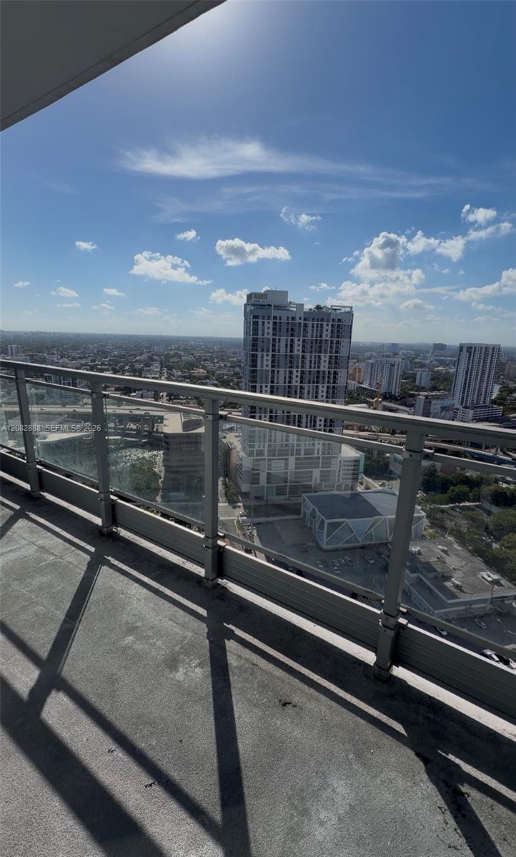 90 SW 3rd St # 3408, Miami FL 33130 photo 4