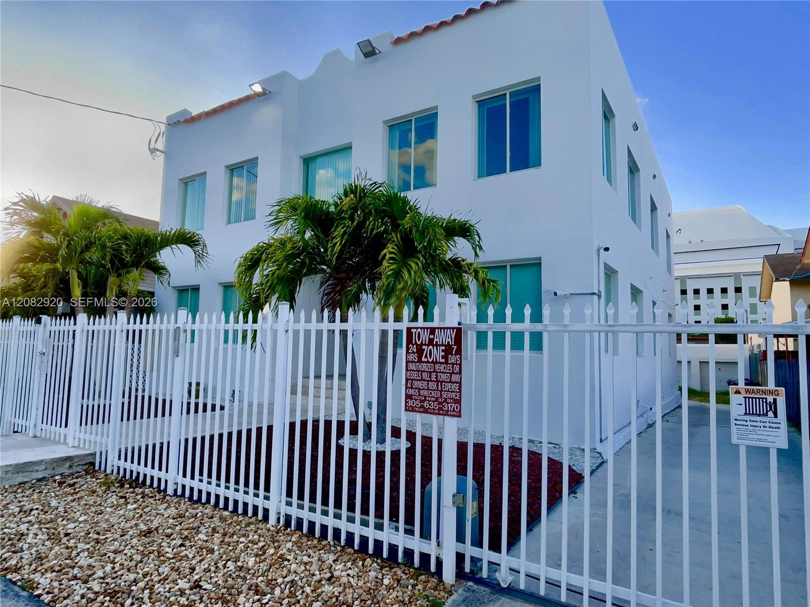 1459 NW 2nd St, Miami FL 33125