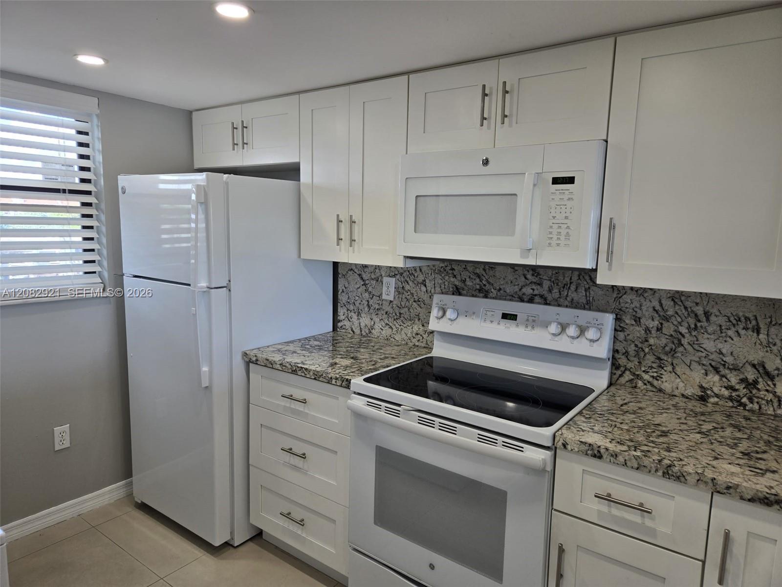 10290 NW 9th St Cir # 409, Miami FL 33172 photo 3