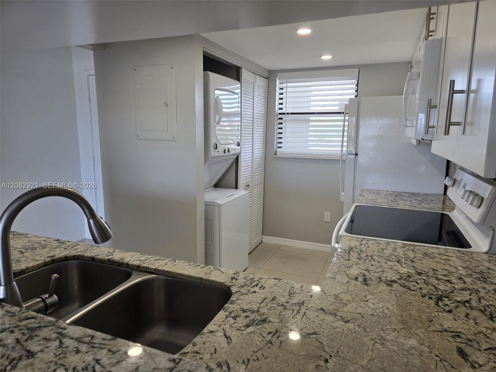 10290 NW 9th St Cir # 409, Miami FL 33172 photo 4