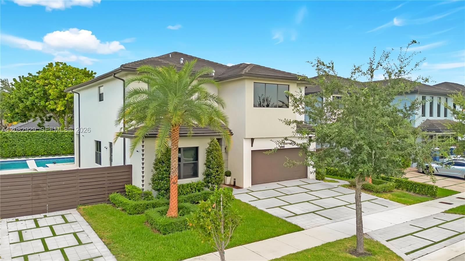 8981 NW 161st Ter, Miami Lakes FL 33018 photo 2