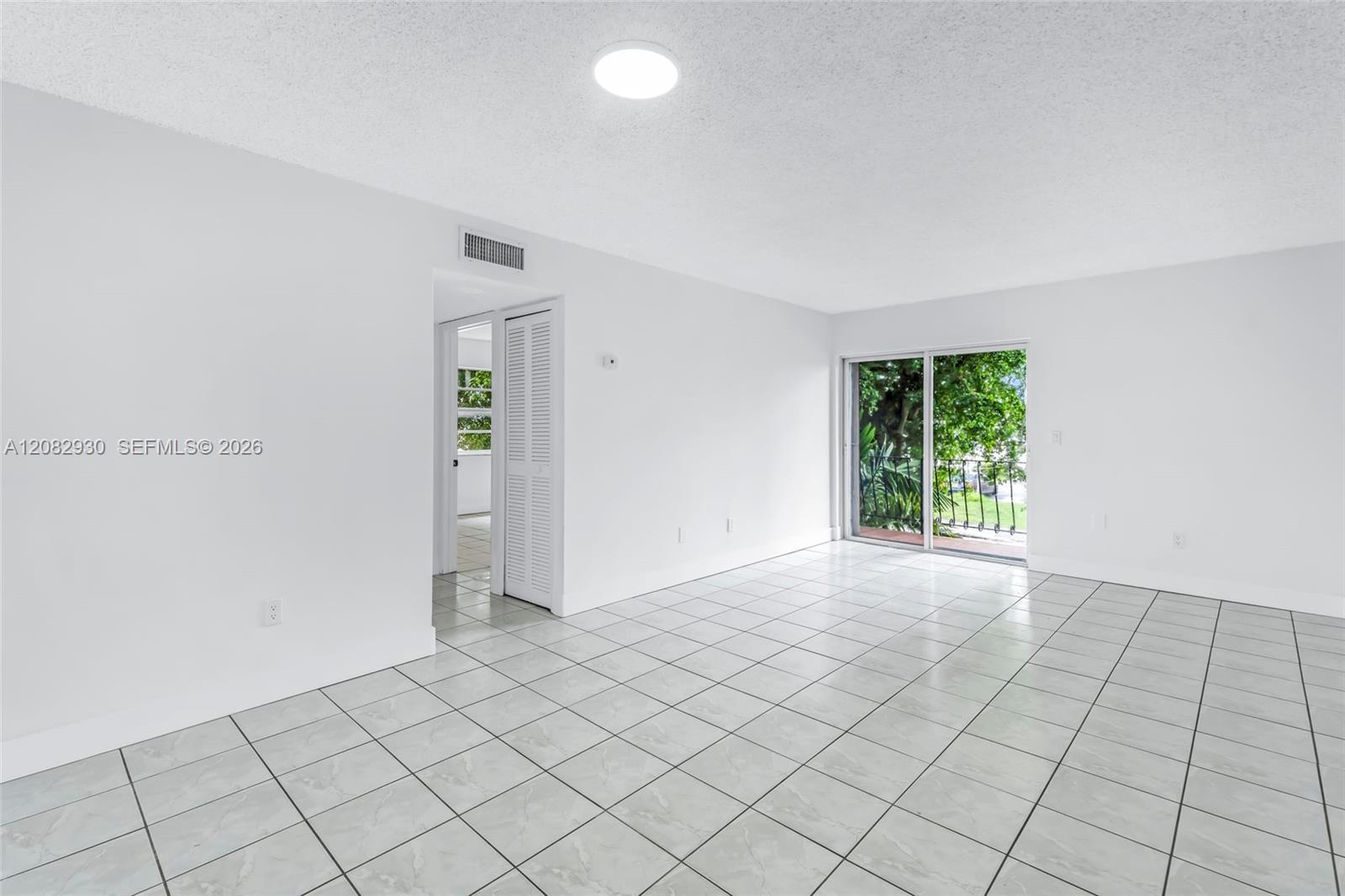 6825 W Flagler St # 202, Miami FL 33144 photo 3