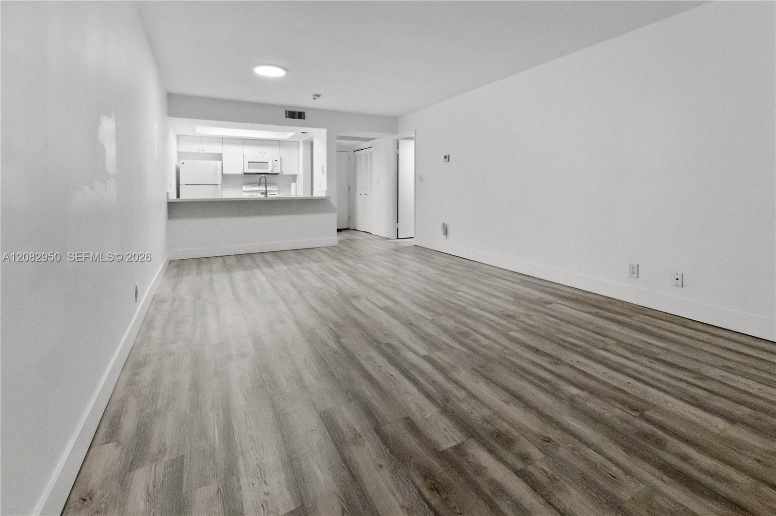 8100 Geneva Ct # 141, Doral FL 33166 photo 2