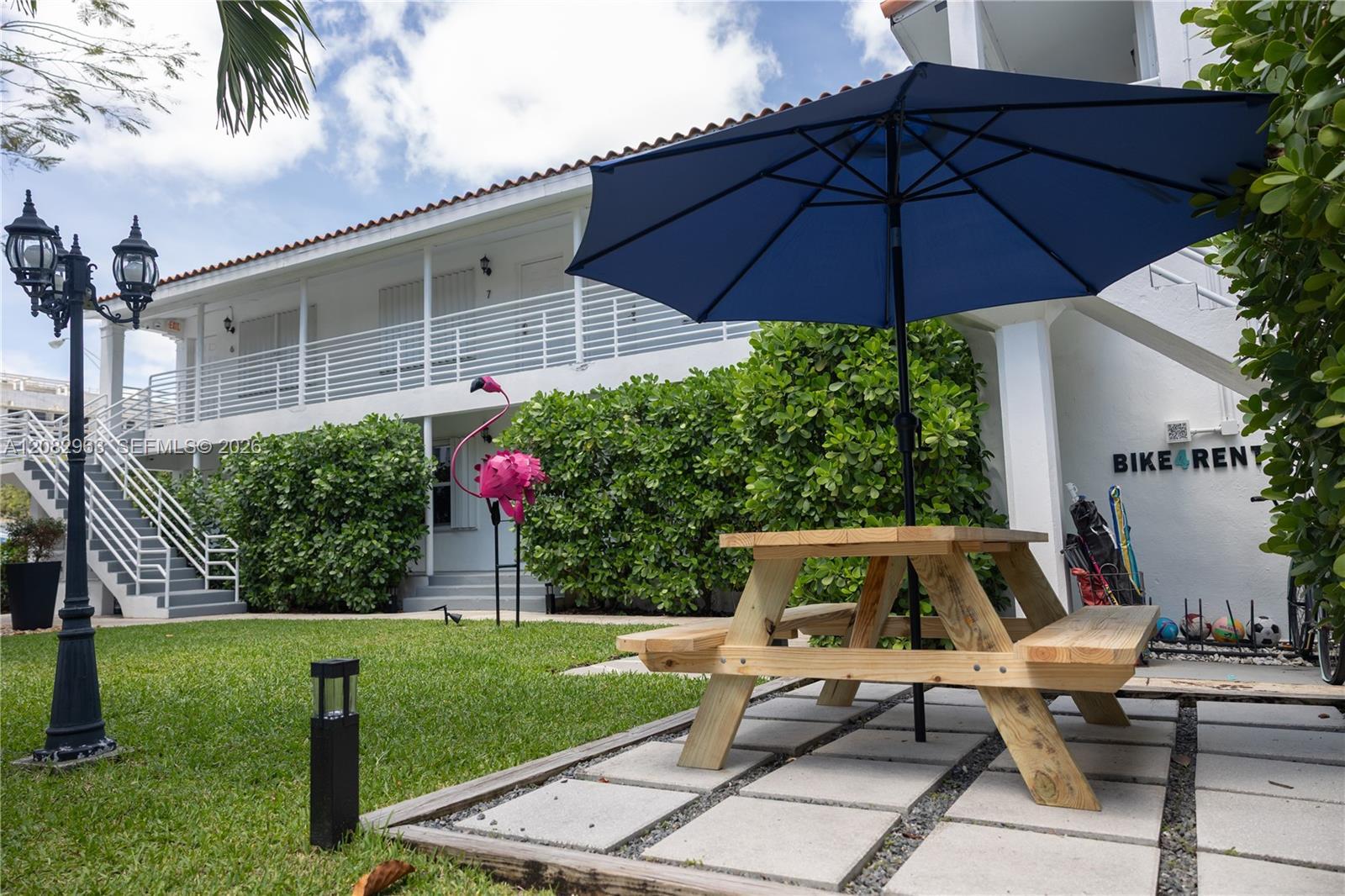 471 NE 37th St # 11, Miami FL 33137 photo 4
