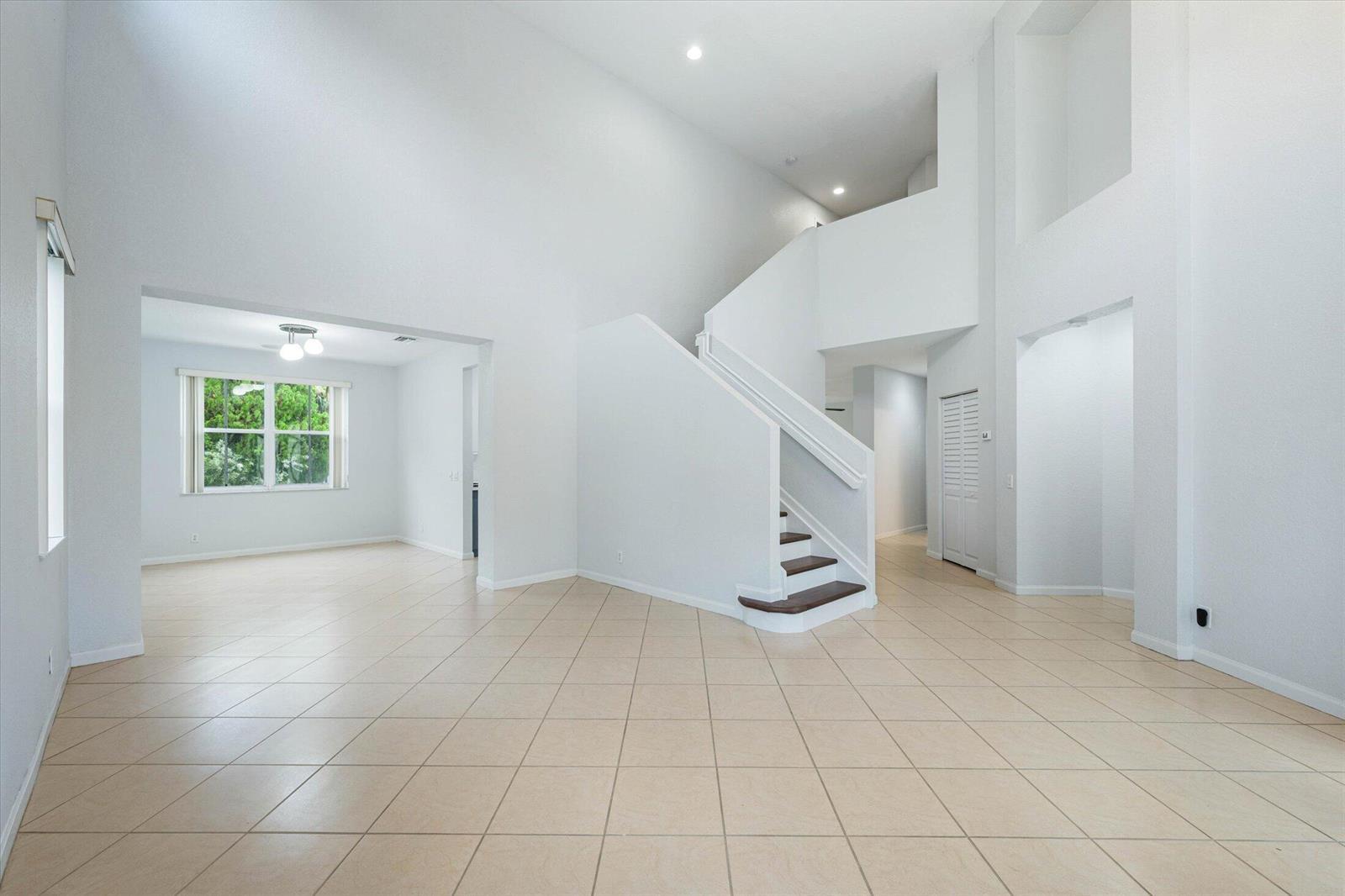 890 HAWTHORN Terrace, Weston FL 33327 photo 4