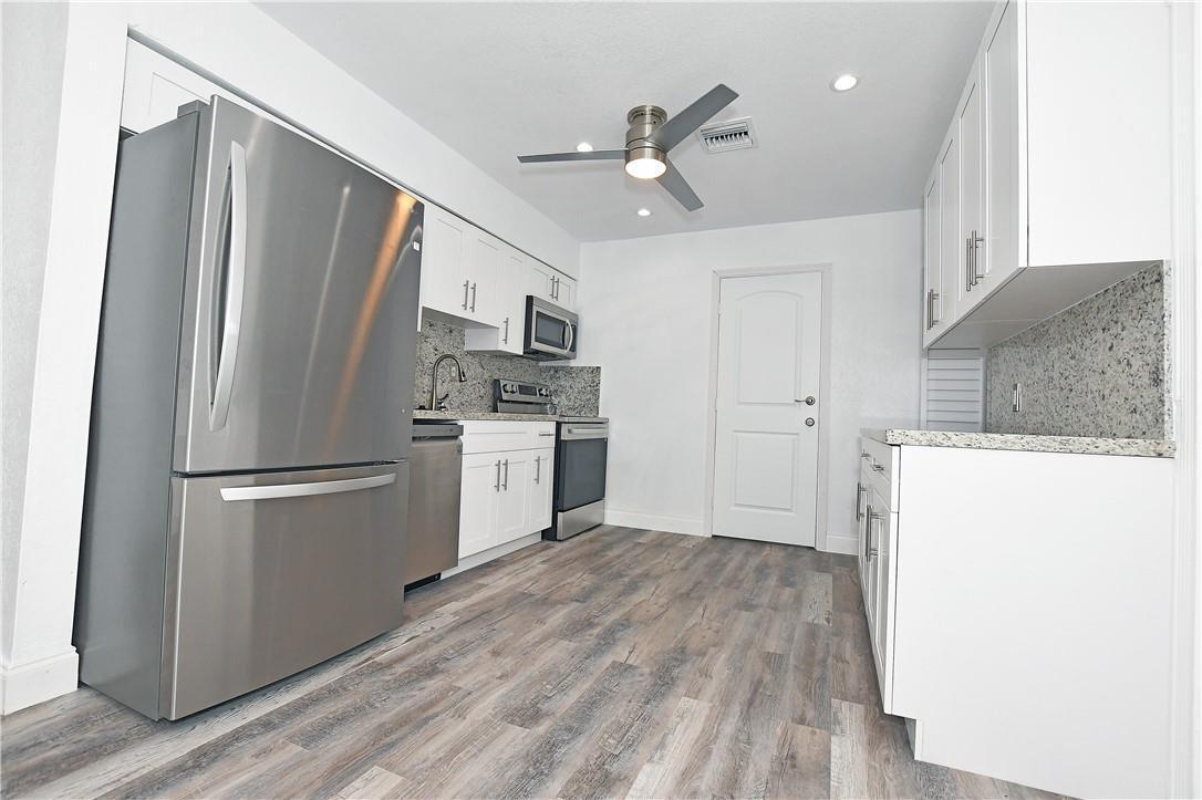 270 NW 43rd Street, Oakland Park FL 33309 photo 3