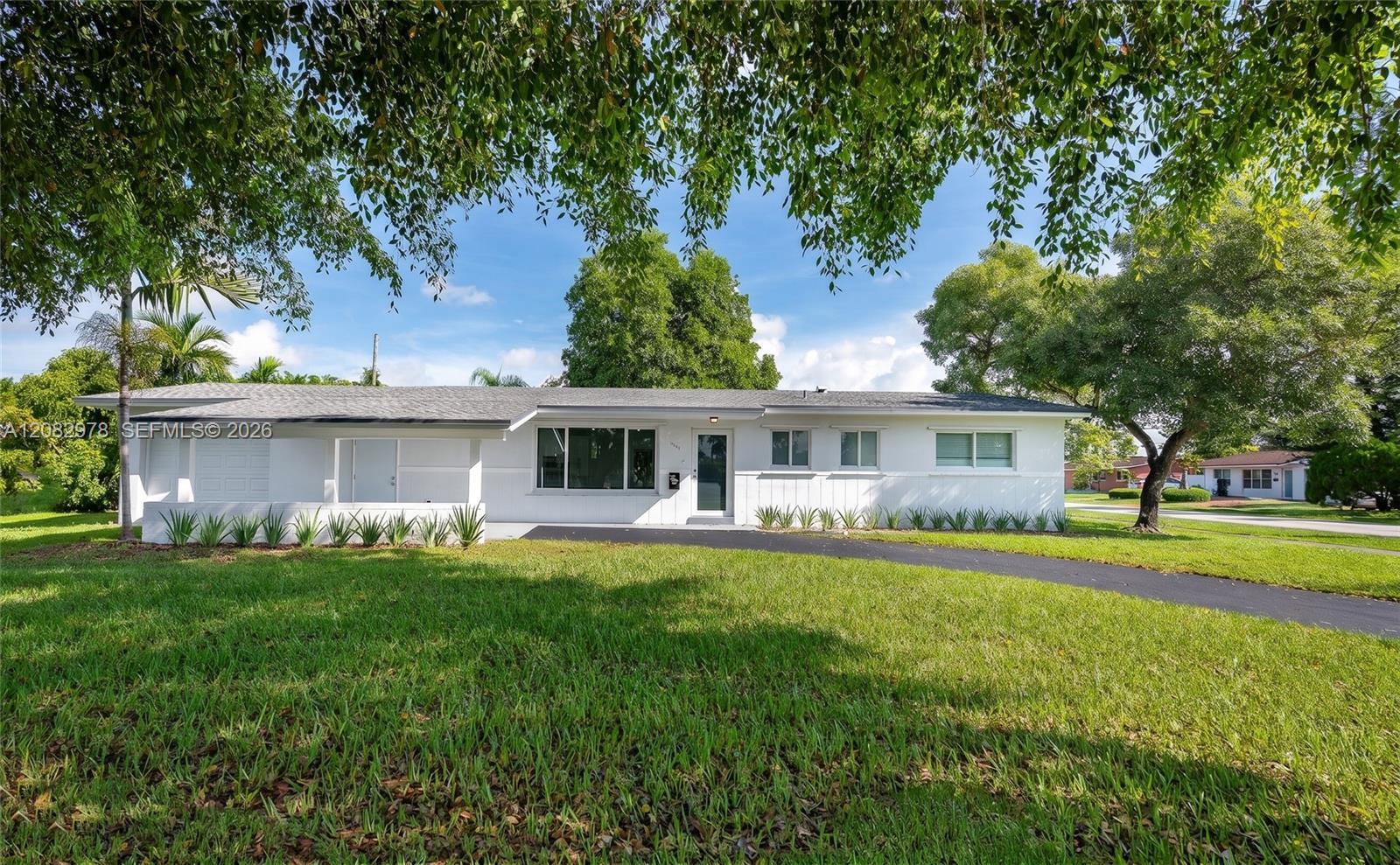 10441 SW 46th Ter, Miami FL 33165