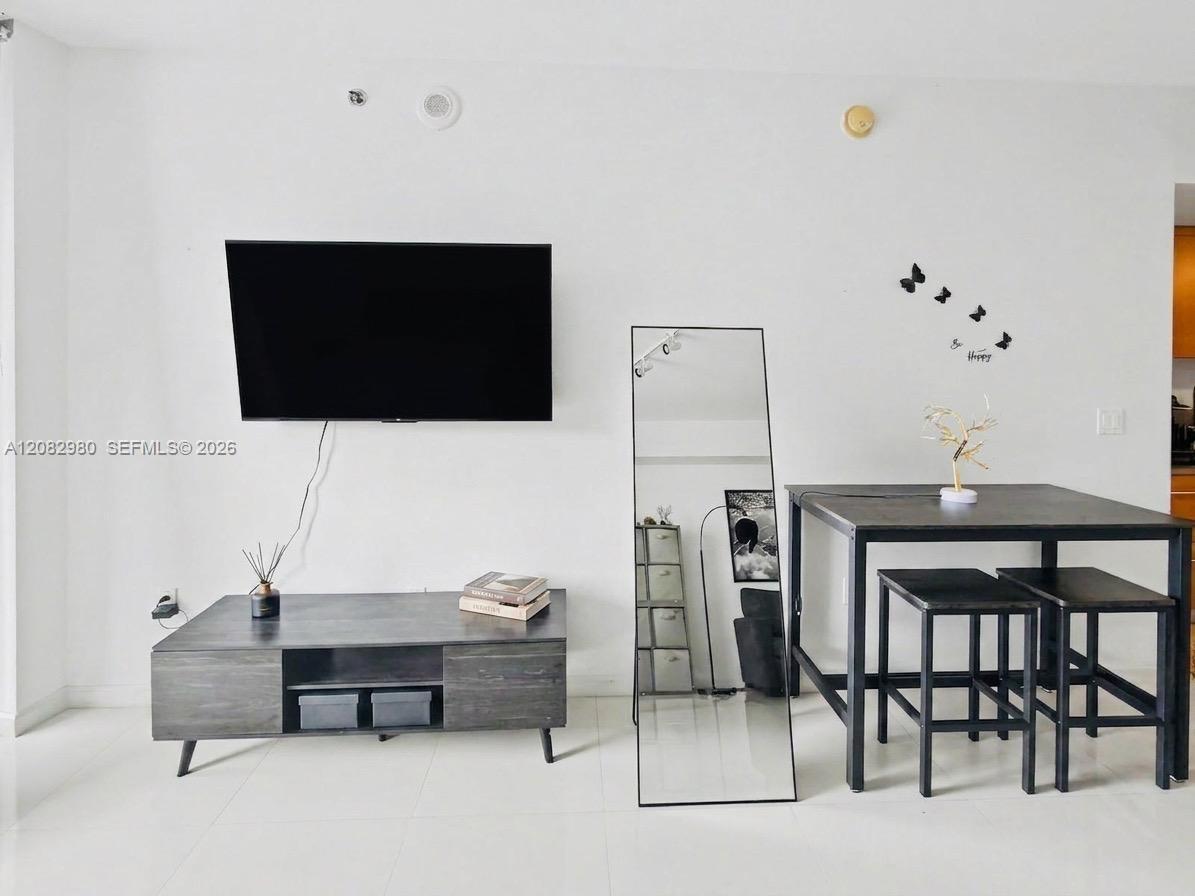475 Brickell Ave # 4610, Miami FL 33131 photo 5
