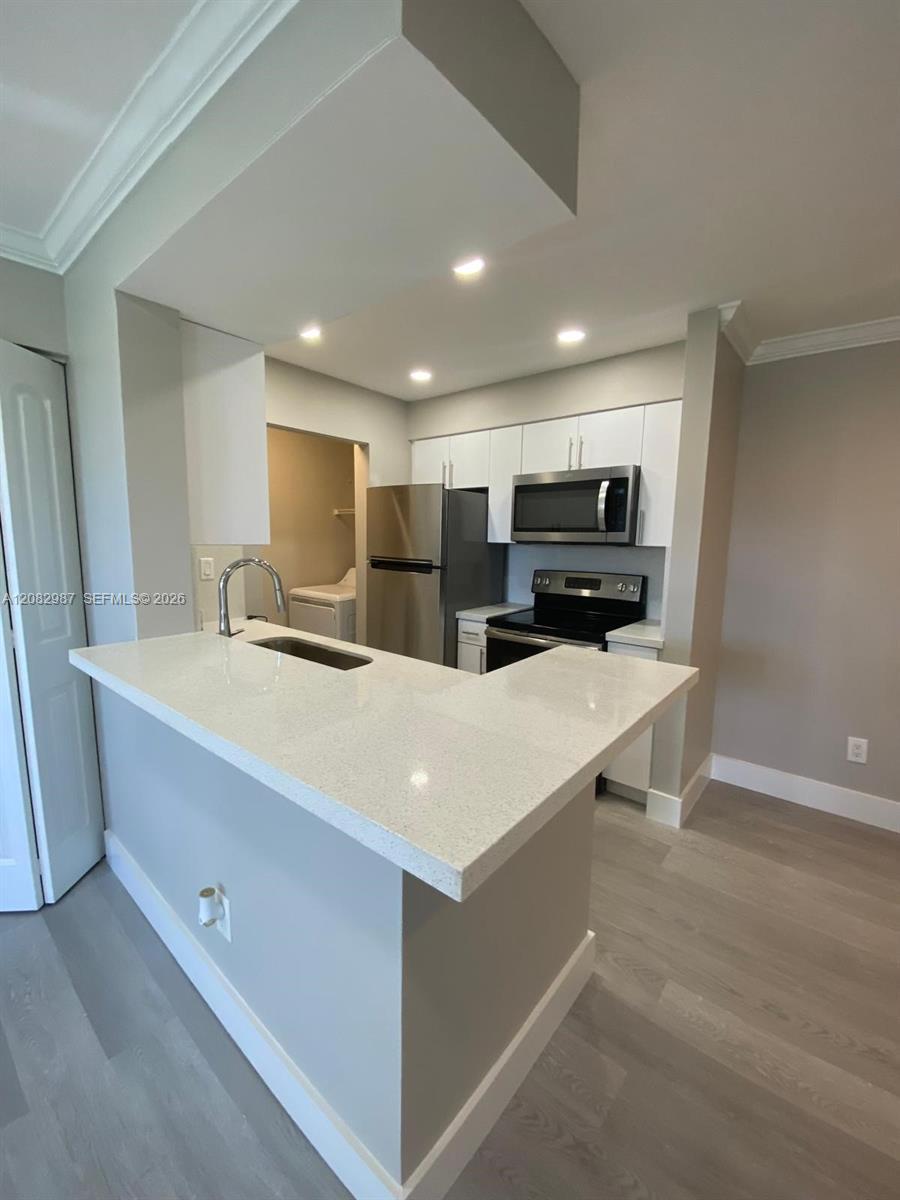 Pompano Beach, FL 33069 photo 4
