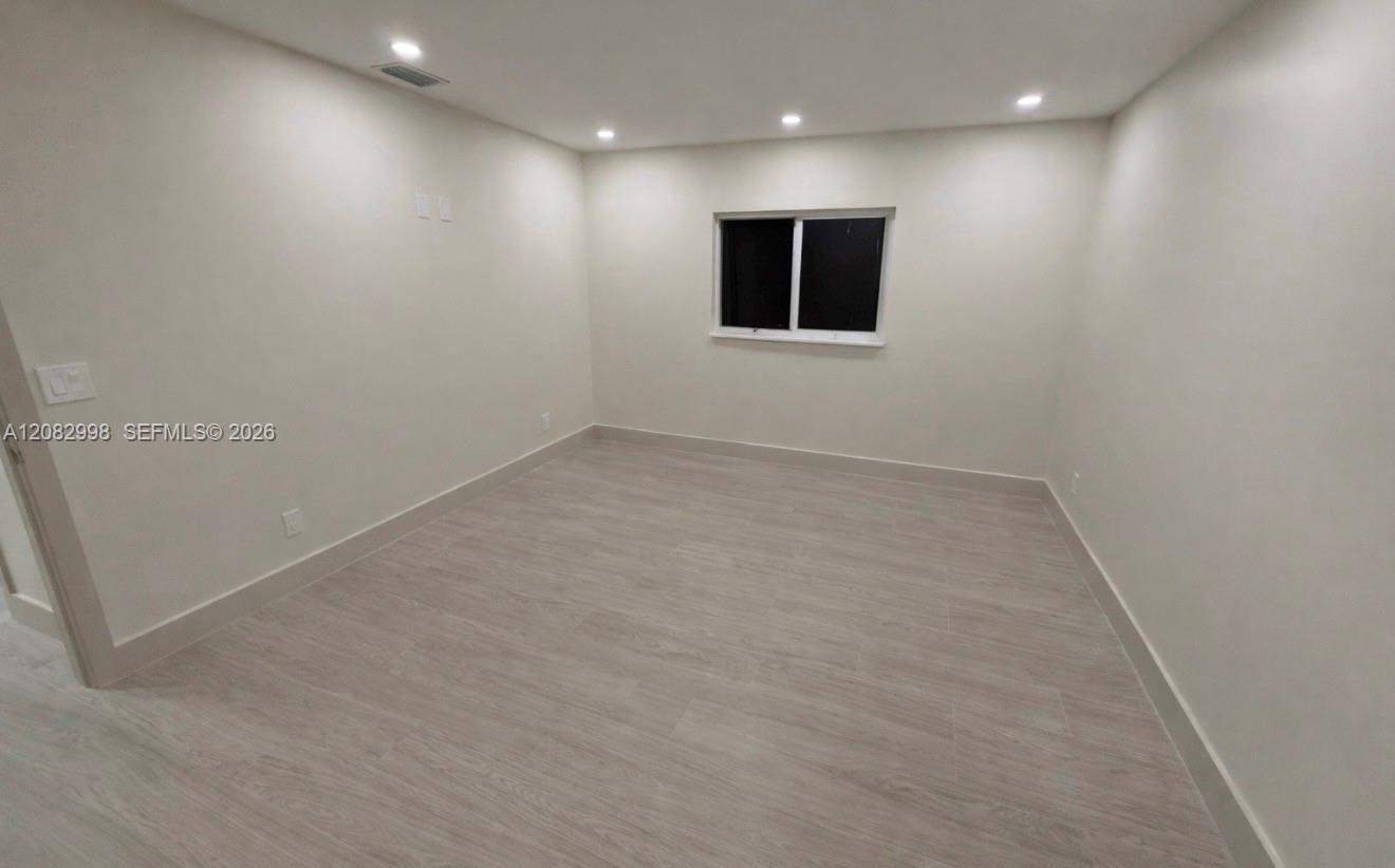 9960 NW 23rd St, Coral Springs FL 33065