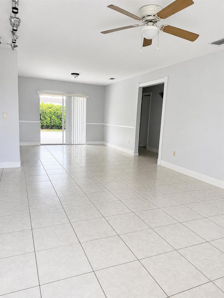 21441 Crozier Avenue, Boca Raton FL 33428 photo 3