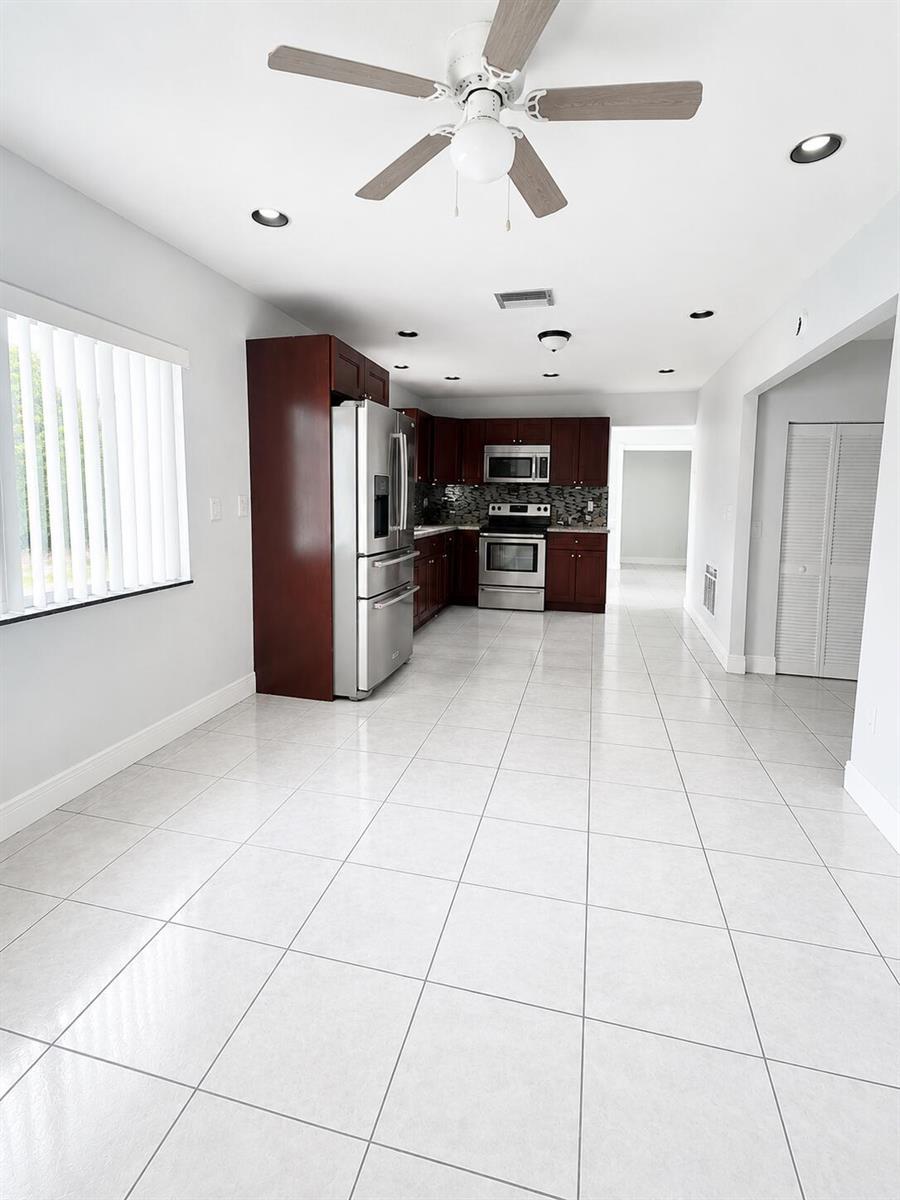 21441 Crozier Avenue, Boca Raton FL 33428 photo 4