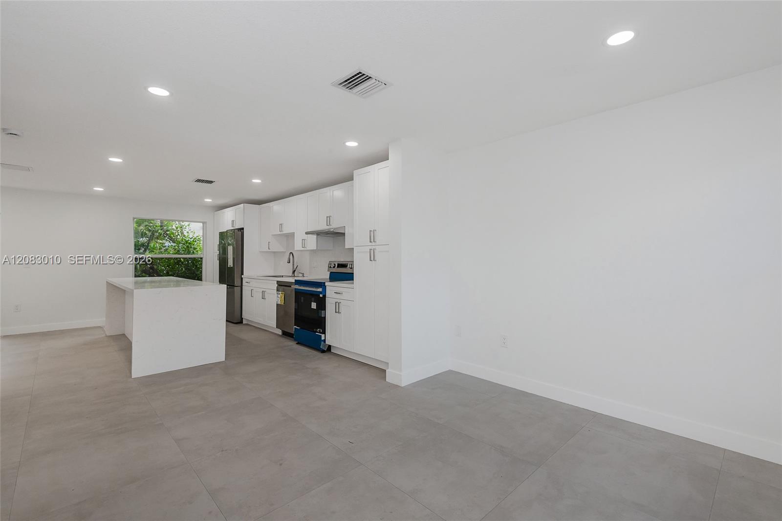 17139 NW 23rd St, Pembroke Pines FL 33028 photo 3