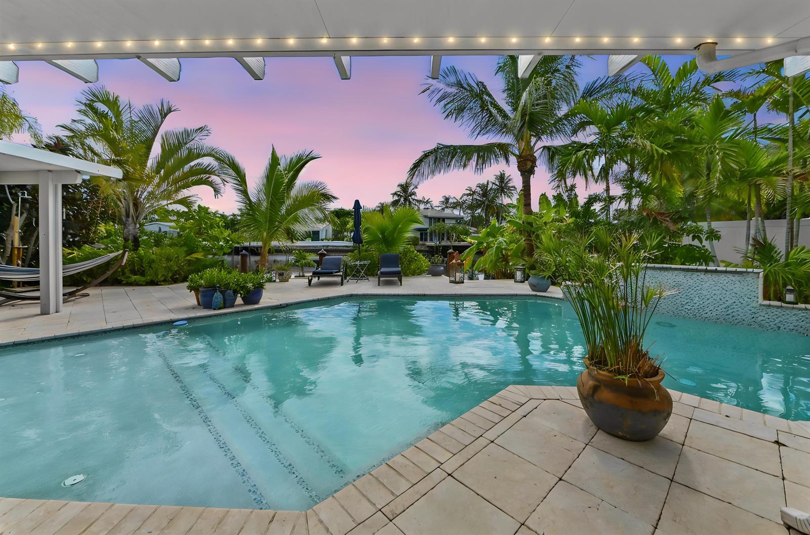 1513 NE 28th Drive, Wilton Manors FL 33334 photo 3