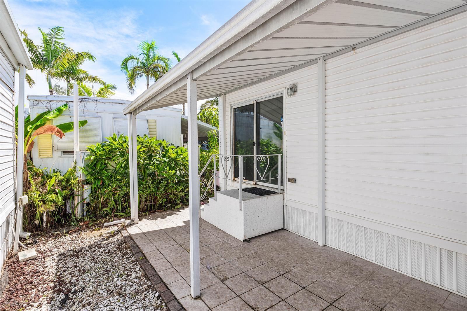 13 Hibiscus Drive # H, Briny Breezes FL 33435 photo 3