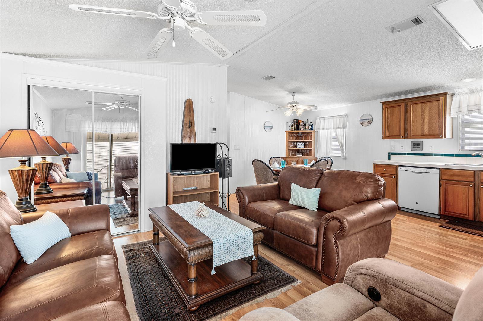 13 Hibiscus Drive # H, Briny Breezes FL 33435 photo 5