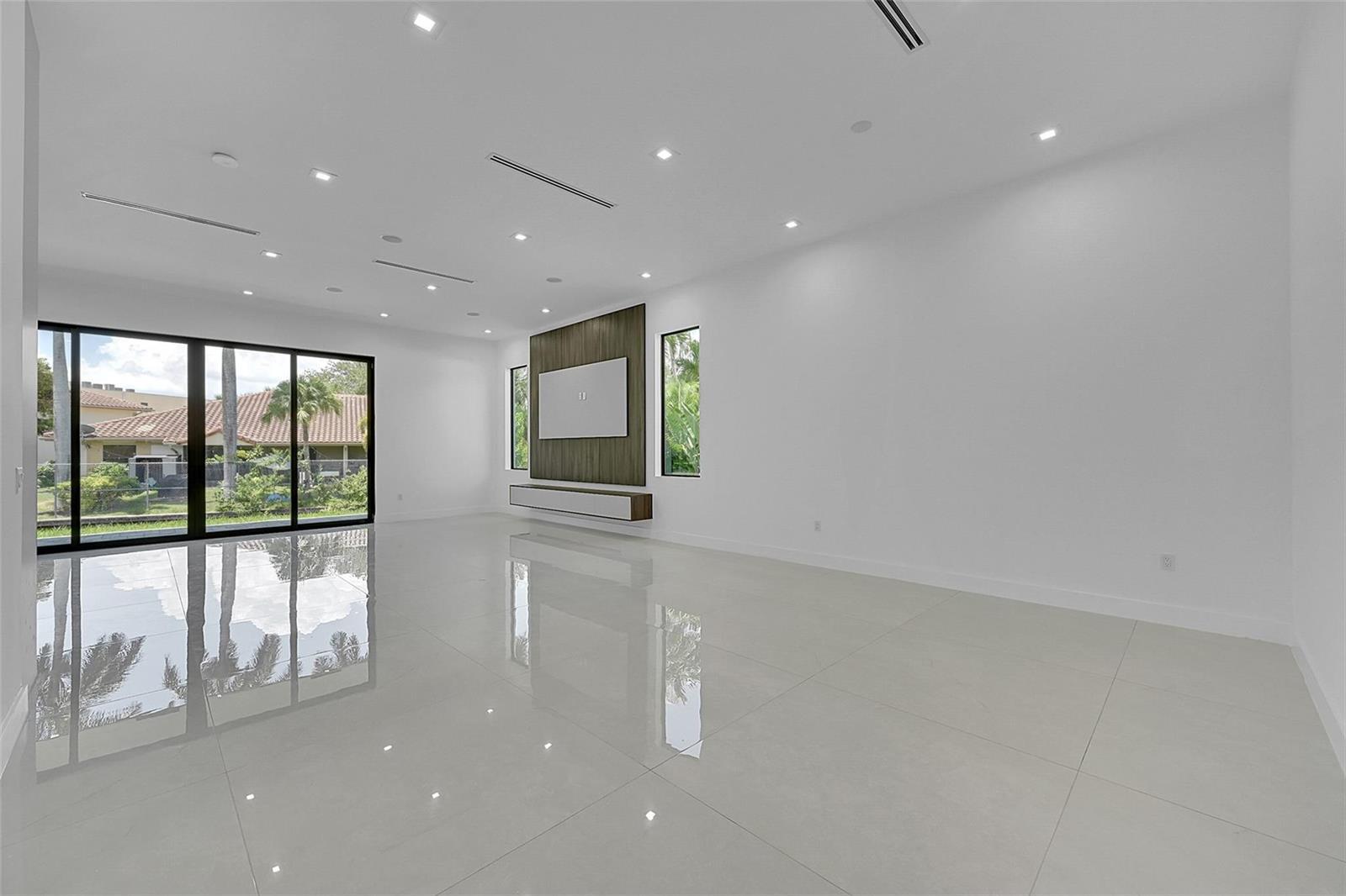 656 NW 21st Street, Fort Lauderdale FL 33311 photo 3