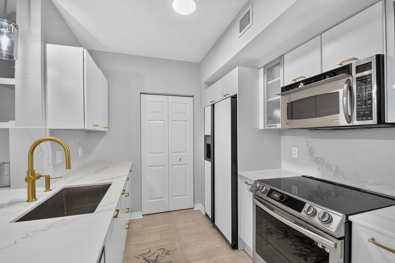 625 Casa Loma Boulevard # 506, Boynton Beach FL 33435 photo 3