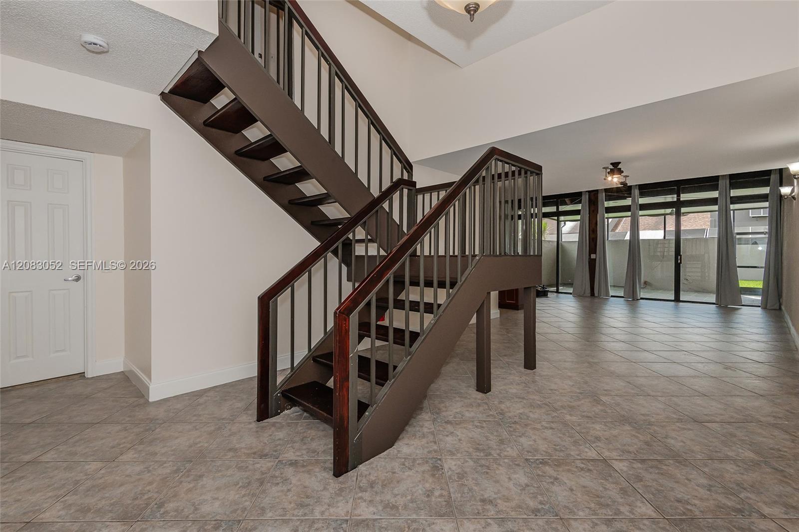 1504 NW 112th Ter, Pembroke Pines FL 33026 photo 4