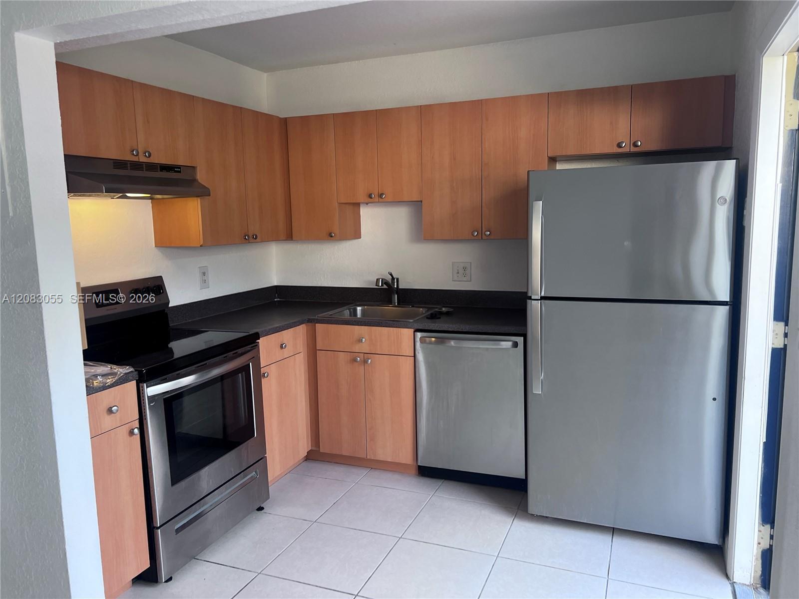 4651 NW 9th Dr # 4651, Plantation FL 33317 photo 3
