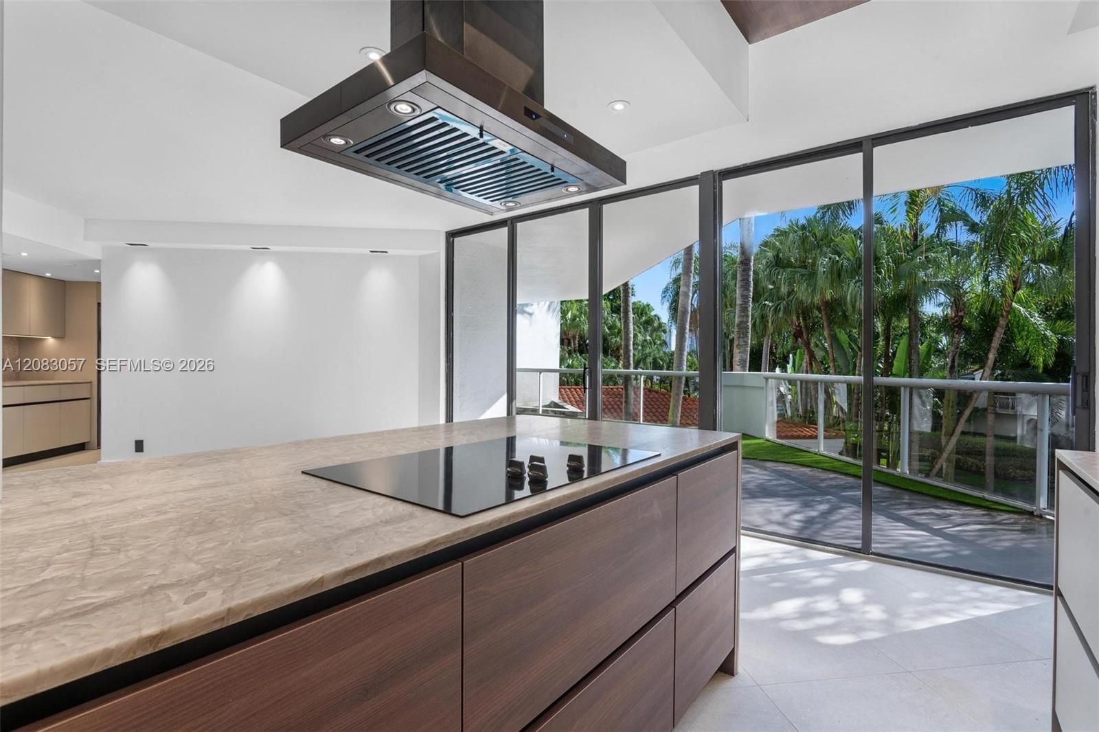 3610 Yacht Club Dr # 213, Aventura FL 33180 photo 2