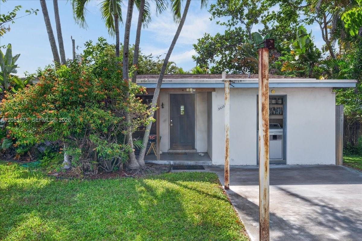 5619 NE 6th Ave, Oakland Park FL 33334 photo 3