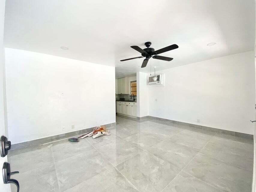 660 NE 34th Court # 3, Oakland Park FL 33334 photo 3