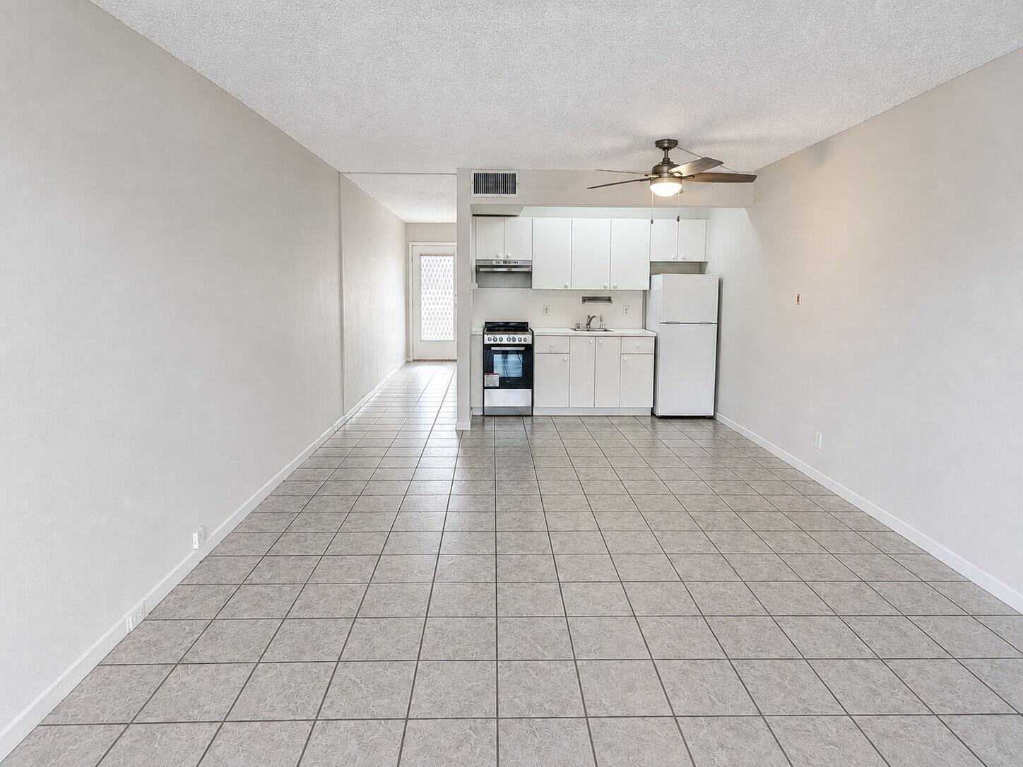 1400 SW 124TH Terrace # 105Q, Pembroke Pines FL 33027 photo 3