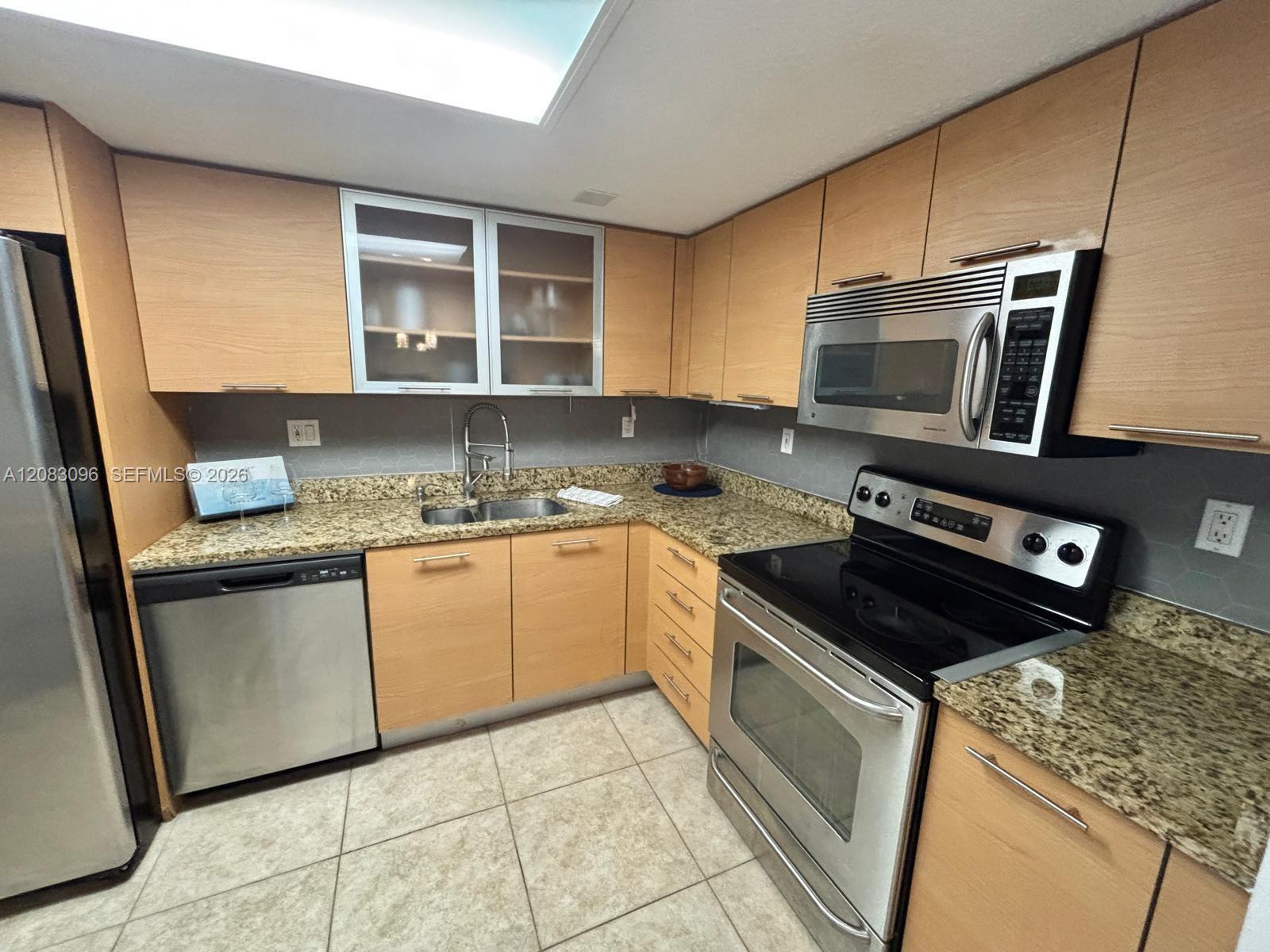 3300 NE 192nd St, Aventura FL 33180 photo 3