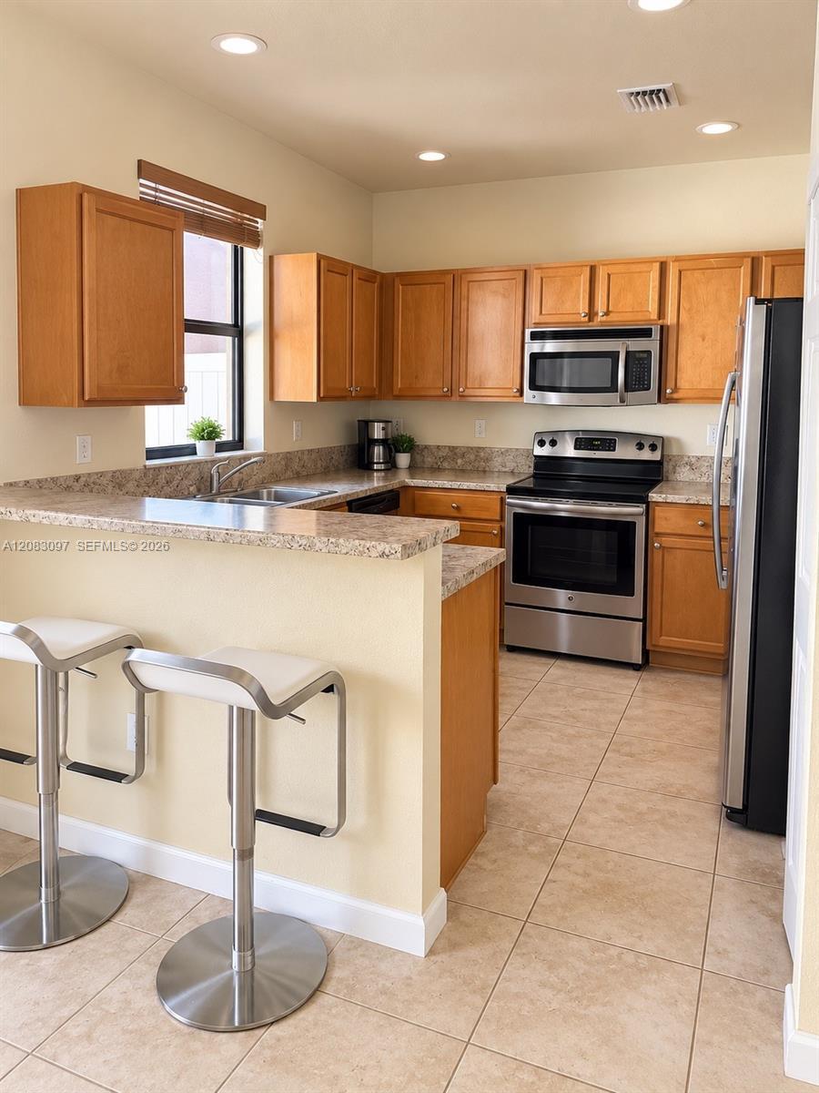 3375 W 90th Ter # 3375, Hialeah FL 33018 photo 3