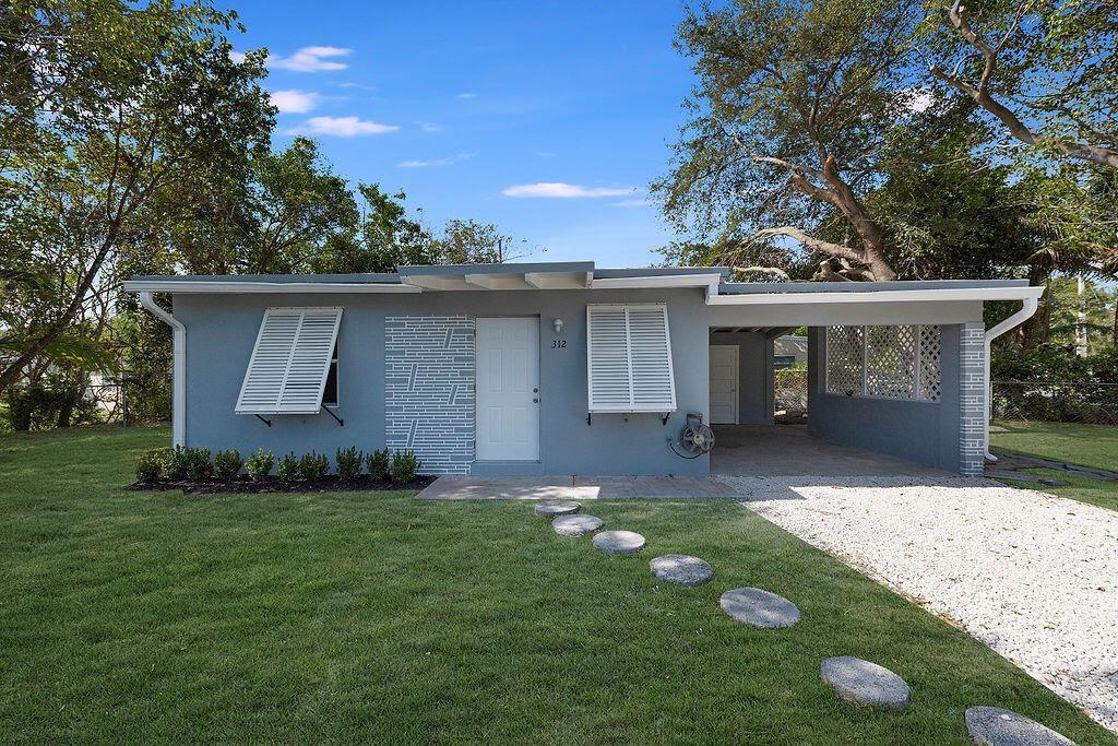 312 NE 8TH Street, Pompano Beach FL 33060